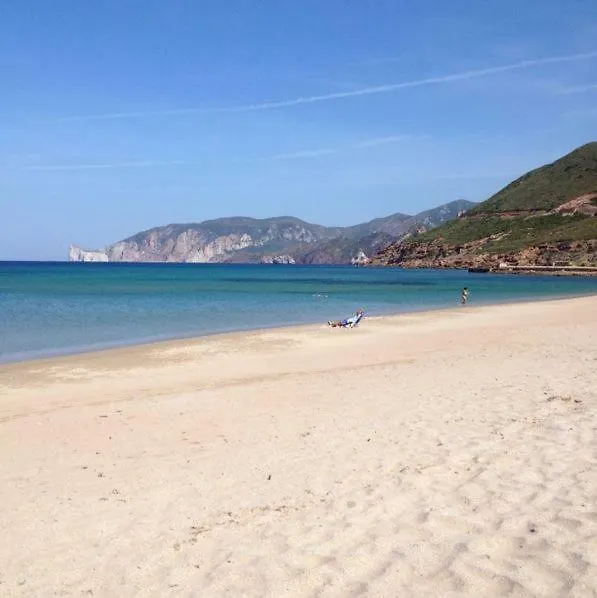 INCANTEVOLE TERRAZZA SUL MARE wifi e piscina Nebida